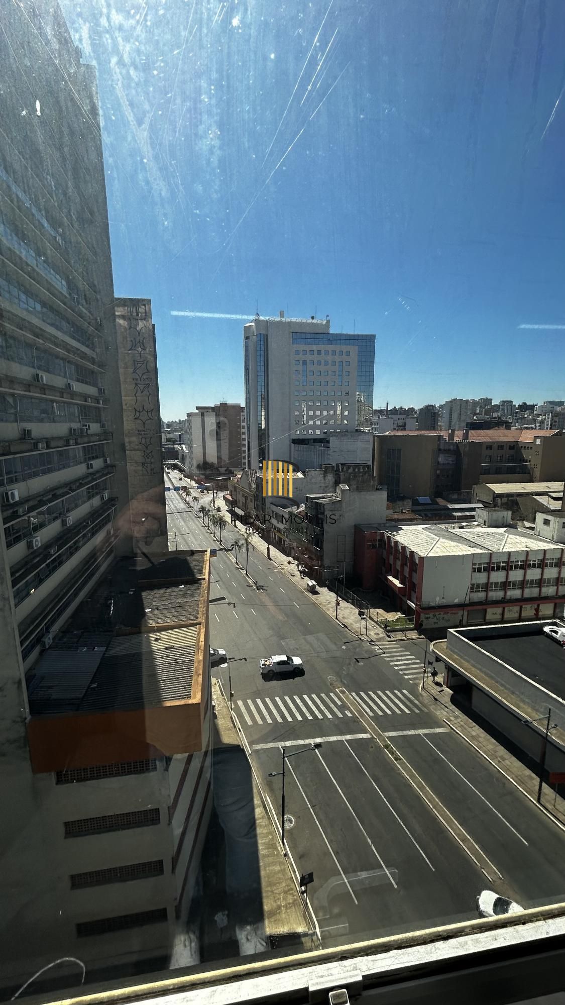 Sala Comercial 1 dormitório no bairro Centro Histórico