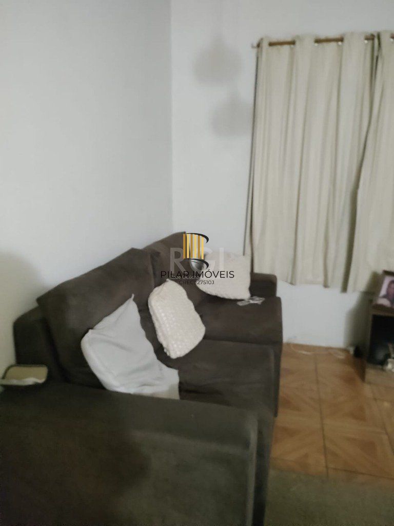 Apartamento 01 dormitório, térreo, no bairro Jardim Carvalho, em Porto Alegre, RS. - Pilar Imóveis