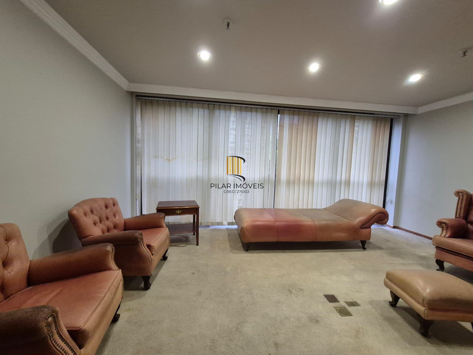 Sala comercial com vaga de garagem