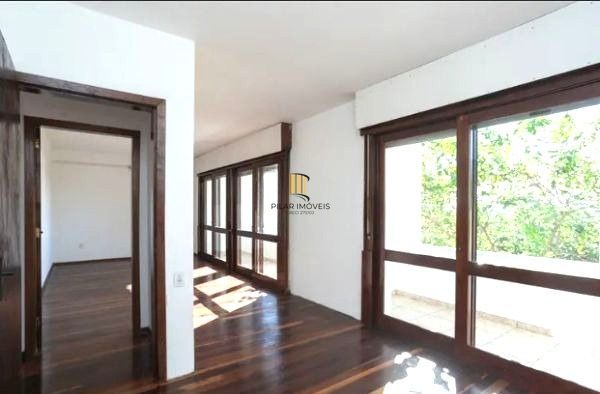 Prédio comercial no bairro Vila Jardim com 550m²