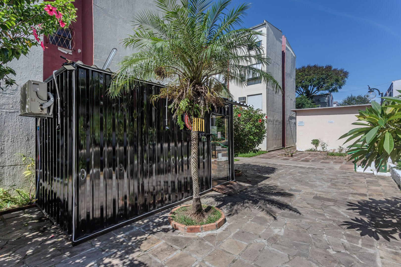 Apartamento de 2 dormitórios e *vaga no bairro Cavalhada