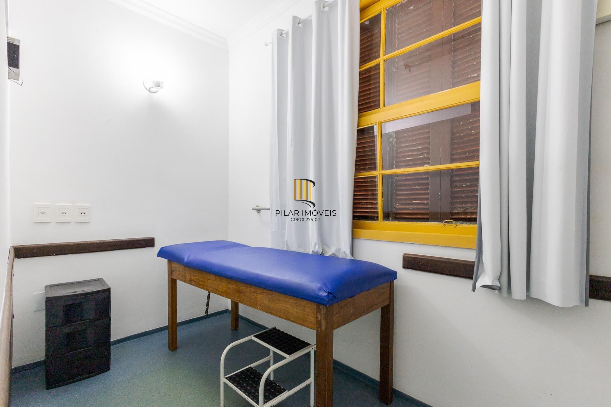 Prédio Comercial no bairro Rio Branco com 912m²