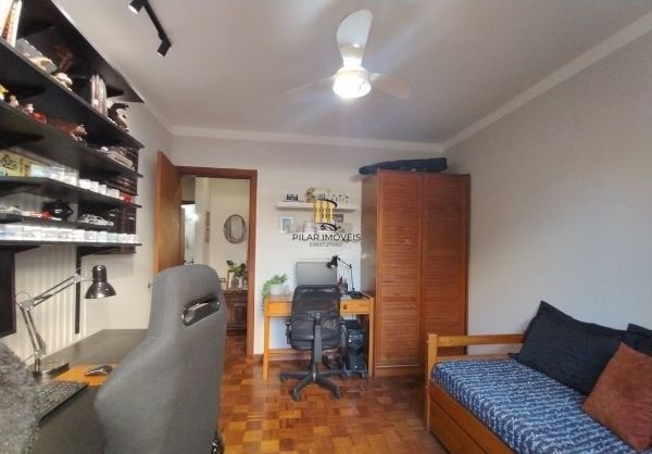 Apartamento de 3 dormitórios e vaga no bairro Petrópolis