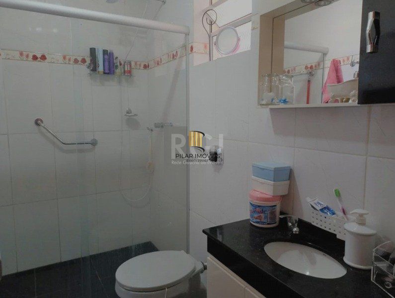 Apartamento para Venda  3 dormitórios, Menino Deus térreo com pátio