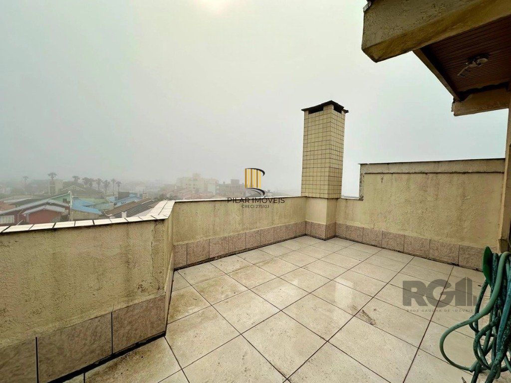 Cobertura 2 dorm. com garagem, elevador Centro de Tramandaí