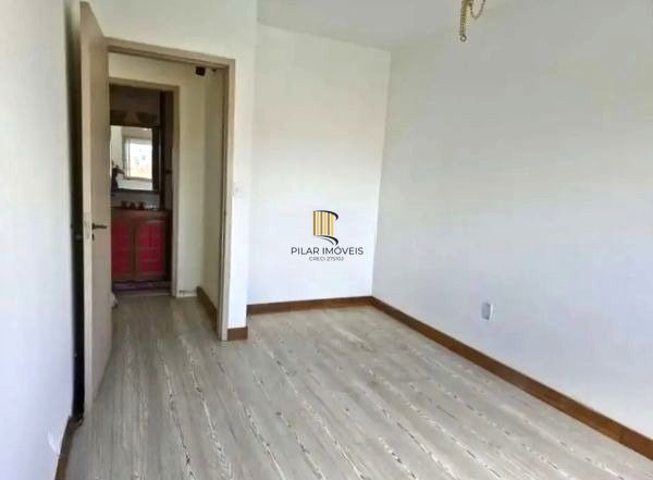 Apartamento no Passo D'areia de 1 dormitório e vaga DESOCUPADO