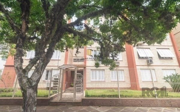 Apartamento 2 dormitórios no bairro São Geraldo