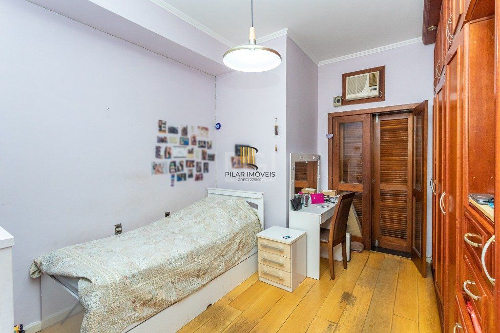 Casa para Venda - 272m², 3 dormitórios, 2 vagas - Santa Cecília