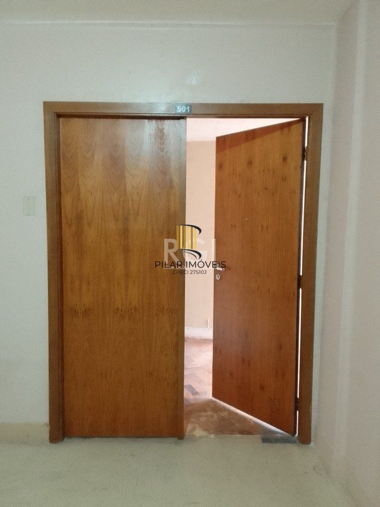 Conjunto/Sala para Venda - 112.6m², 0 dormitórios, Centro