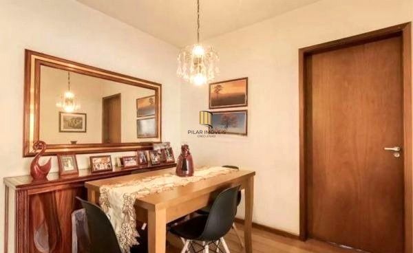 Apartamento no bairro Floresta de 3 dormitórios e vaga