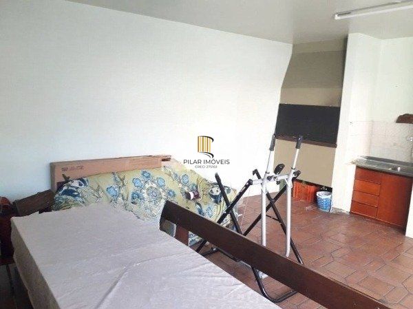 Casa no bairro Jardim Botânico de 3 dormitórios