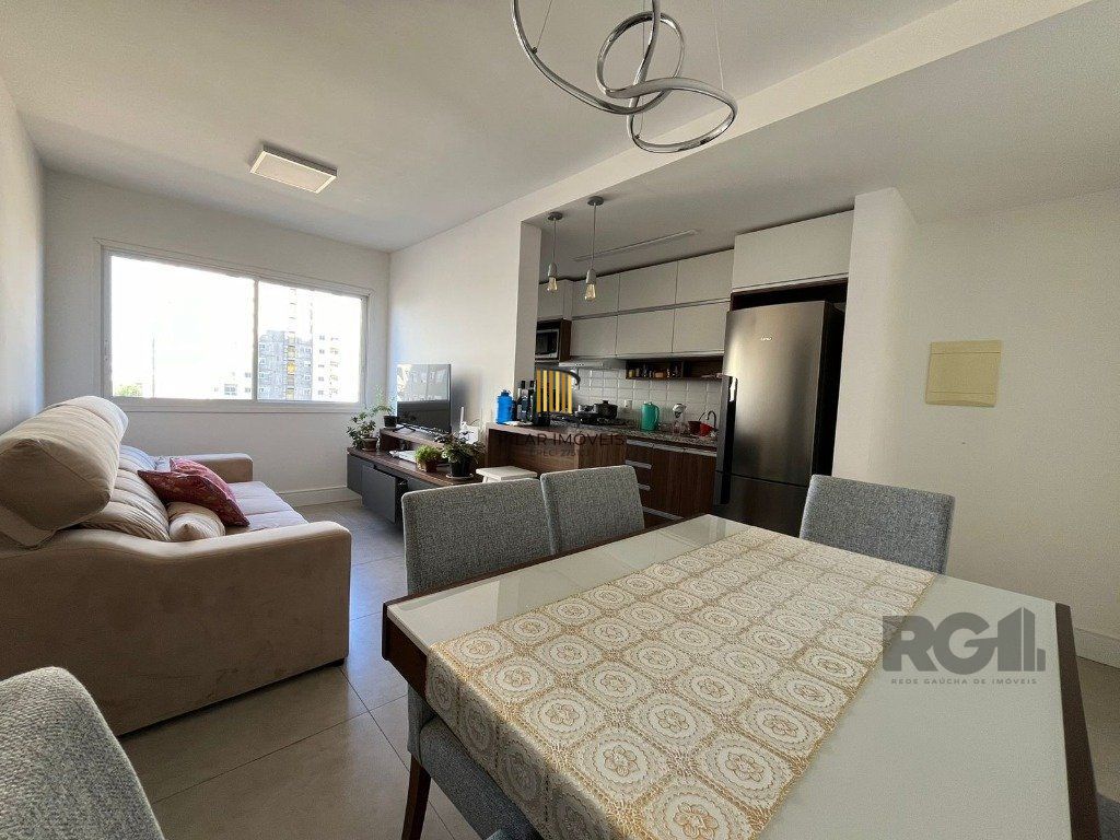 Apartamento no Humaitá de 2 dormitórios, infra e vaga