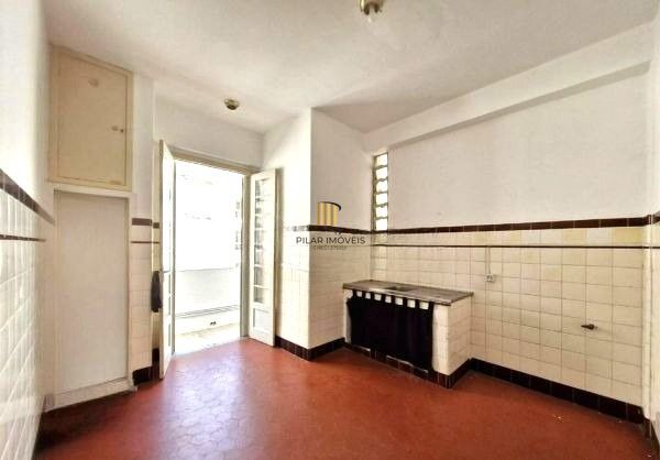 Apartamento no Centro de 3 dormitórios DESOCUPADO