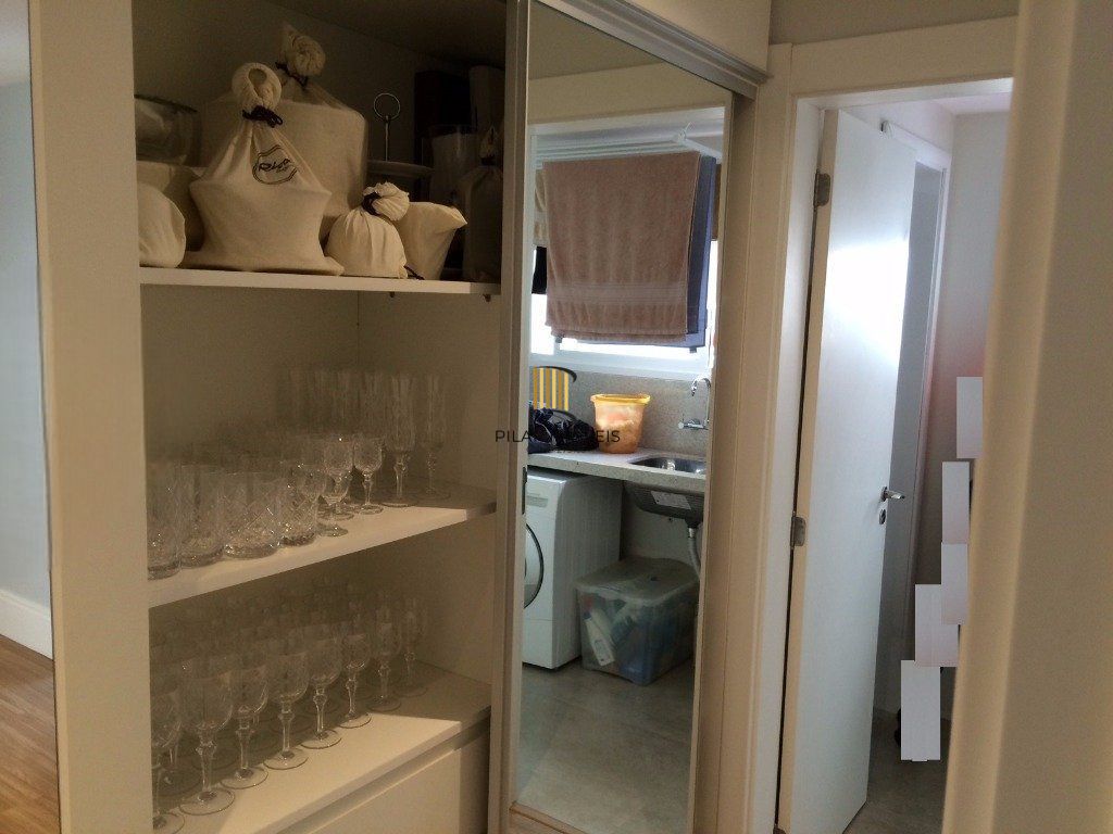 Apartamento de 3 dormitórios e 3 vagas