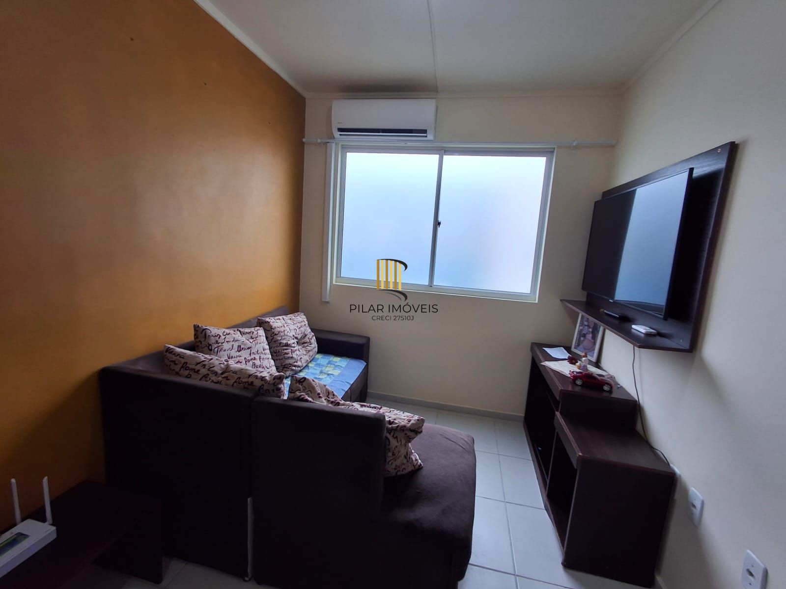 Apartamento 02 dormit com vaga fixa, no bairro Chapéu do Sol, em Porto Alegre