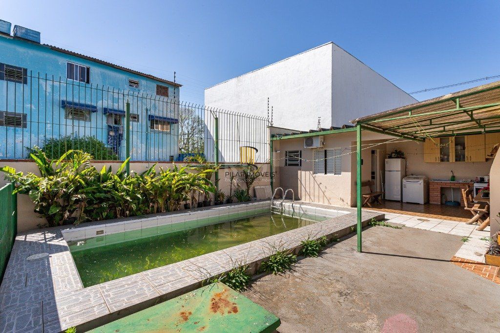 Casa para Venda - 143.32m², 3 dormitórios, sendo 1 suites, 5 vagas - Parque Santa Fé