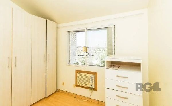 Casa condomínio no Humaitá de 3 dormitórios e vaga DESOCUPADA