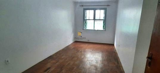 Apartamento no bairro Teresópolis de 1 dormitório térreo com pátio