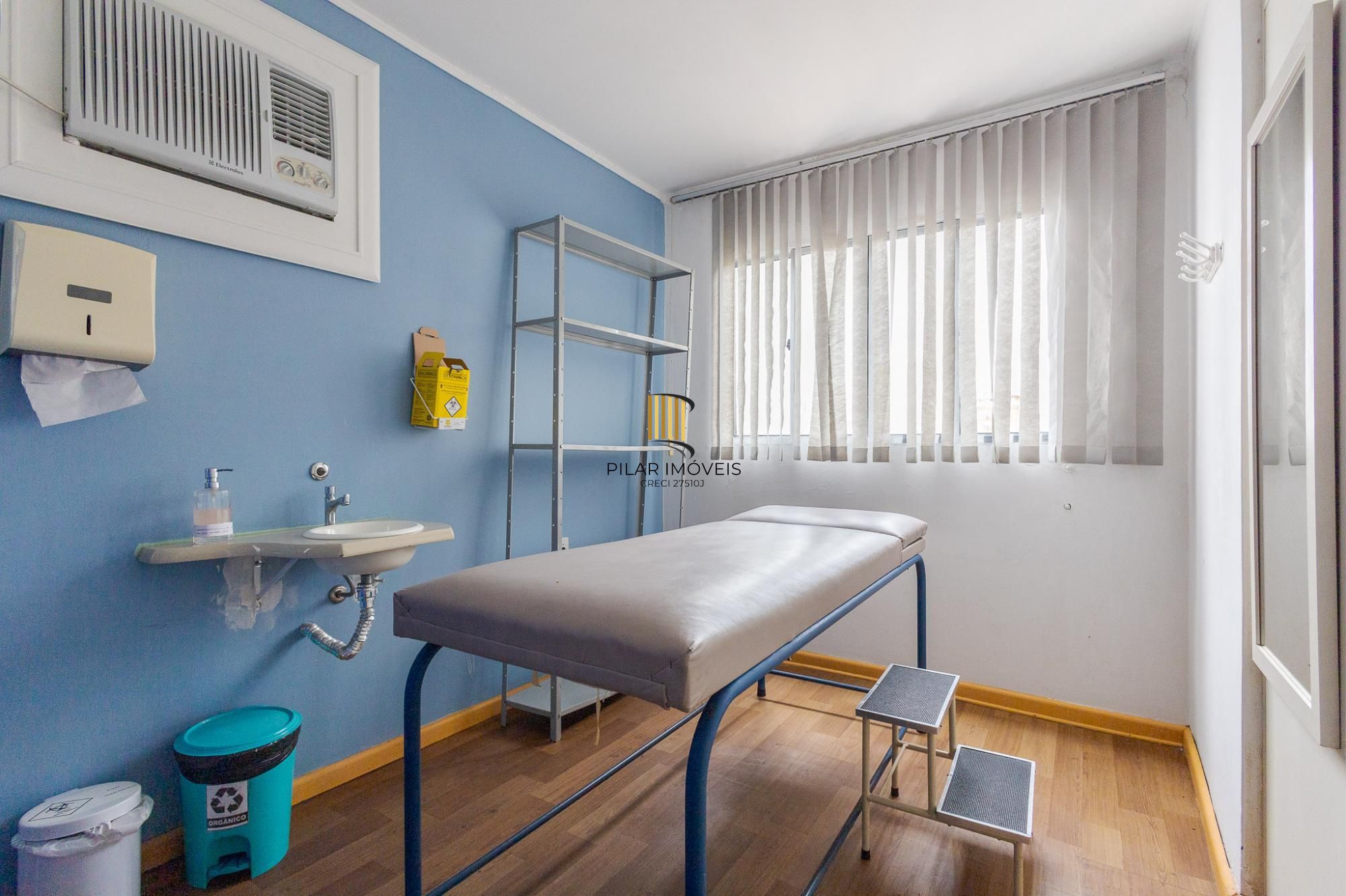 Prédio Comercial no bairro Rio Branco com 912m²