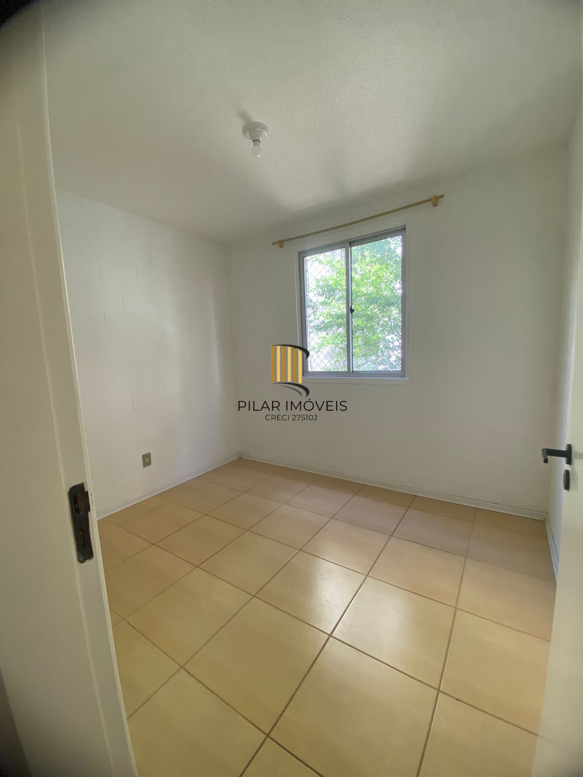 Apartamento de 2 dormitórios e vaga rotativa na Vila Nova