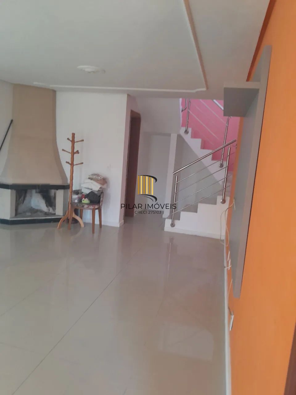 Sobrado 3 dormitórios no bairro Jardim Algarve