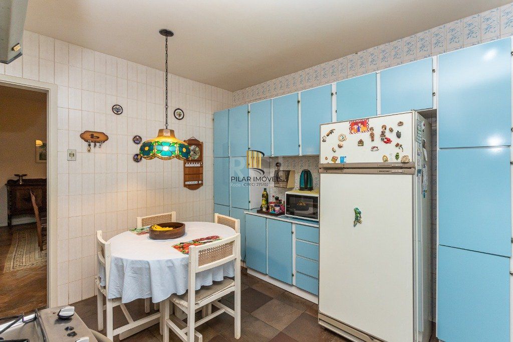 Casa no bairro Petrópolis de 3 dormitórios