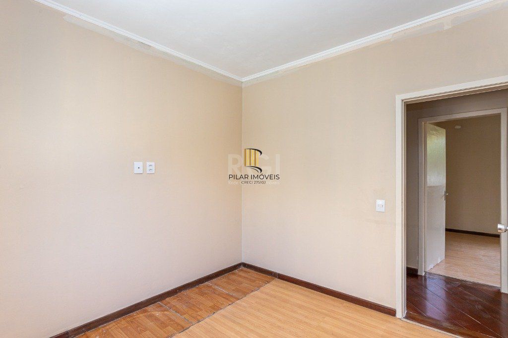 Casa para Venda - 740m², 5 dormitórios, sendo 1 suites, 3 vagas - Vila Assunção
