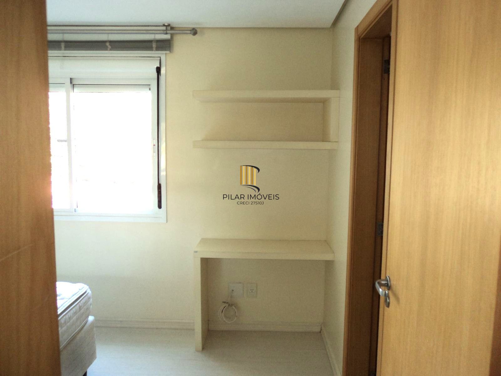 Apartamento no Bom Fim de 2 dormitórios e vaga