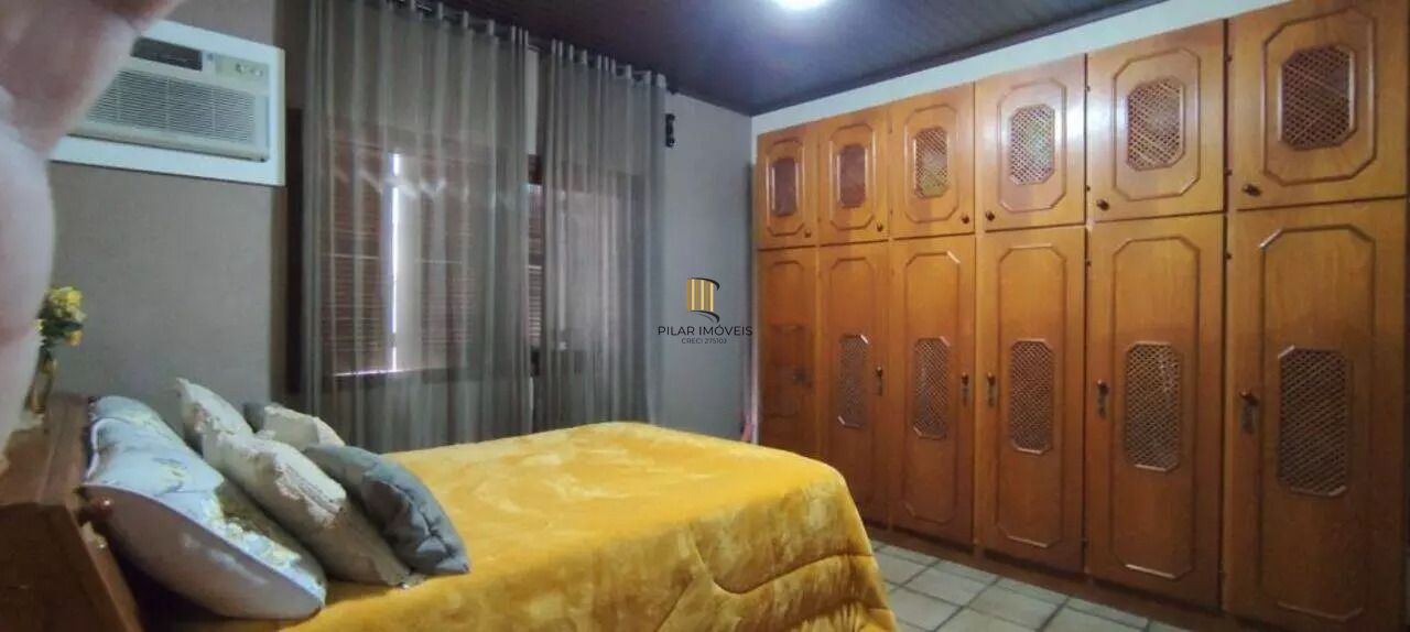 Casa 3 dormitórios no bairro Sumaré