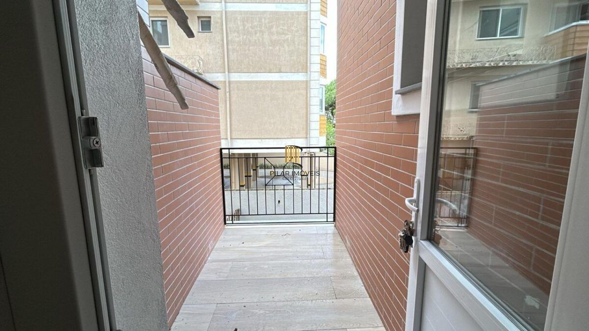 Apartamento no Centro de Canela de 2 dormitórios e vaga