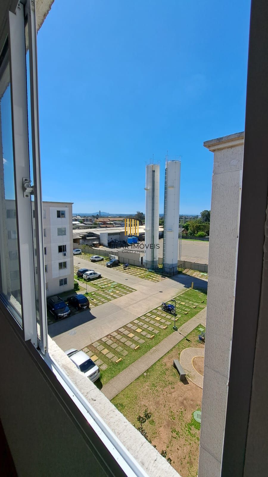 Apartamento 2 dormitórios no bairro Rubem Berta