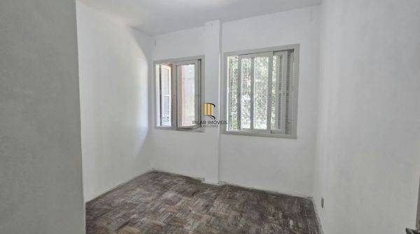 Apartamento no Menino Deus de 1 dormitório DESOCUPADO
