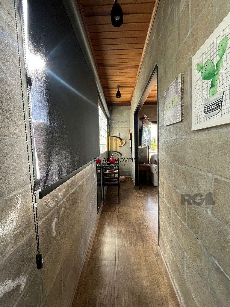 Casa 2 dormitórios no bairro Rubem Berta