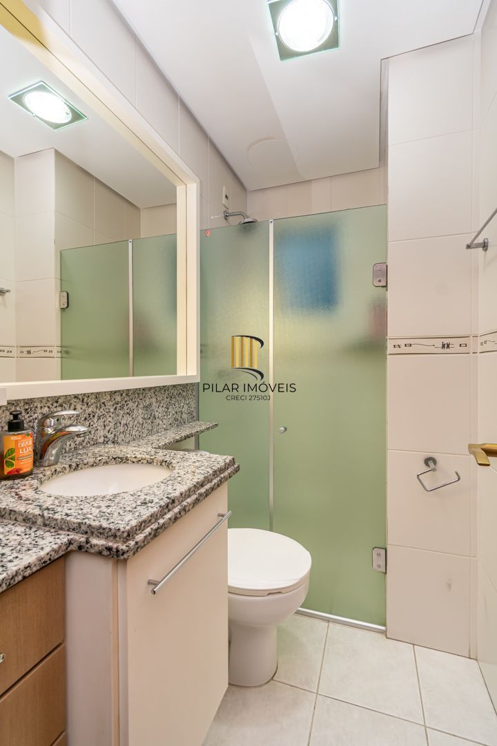 Apartamento no bairro Higienópolis de 3 dormitórios e 2 vagas