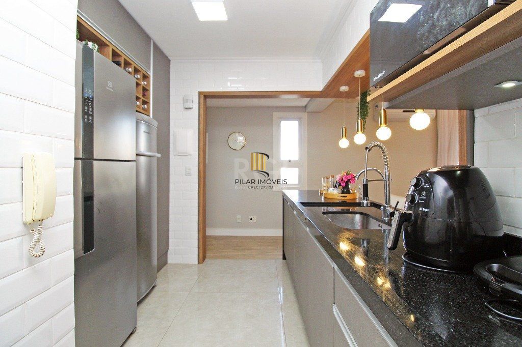 Apartamento 3 dormitórios 2 vagas - Petrópolis