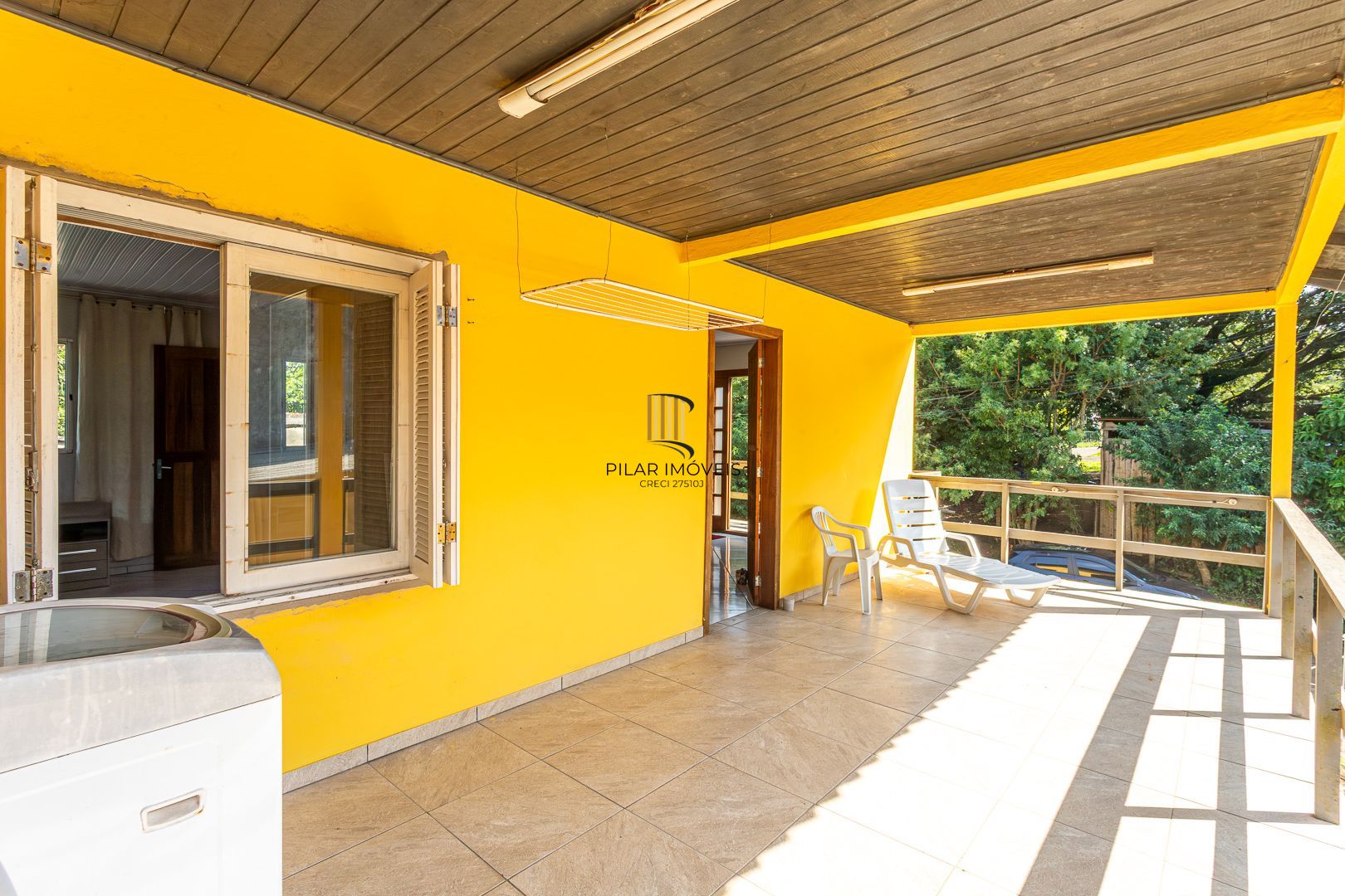 Casa sobrado em Viamão com loja e apartamento