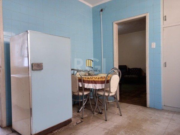 Apartamento no Bom Fim de 3 dormitórios frente com 103m²