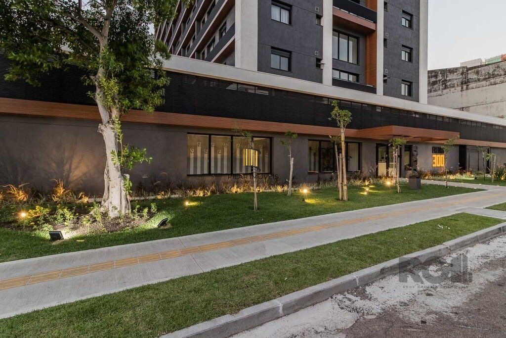 Apartamento no bairro Azenha 1 dormitório 1 vaga - Azenha