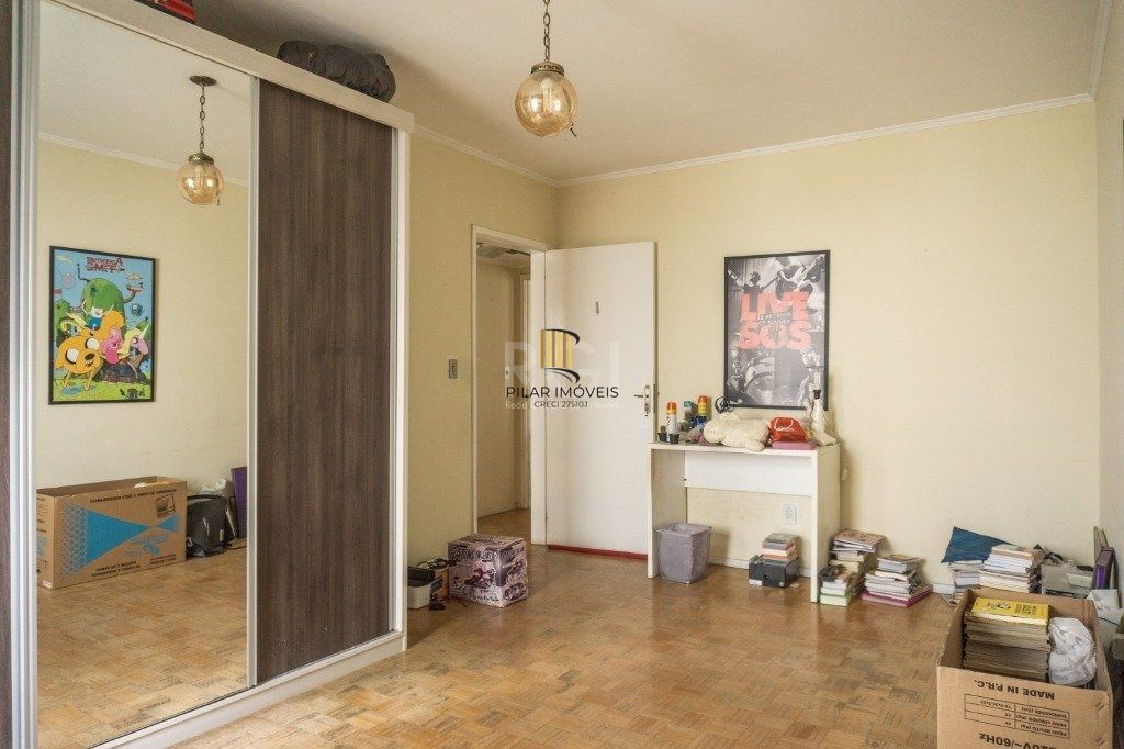 Casa para Venda de 5 dormitórios 3 vagas - bairro Chácara das Pedras