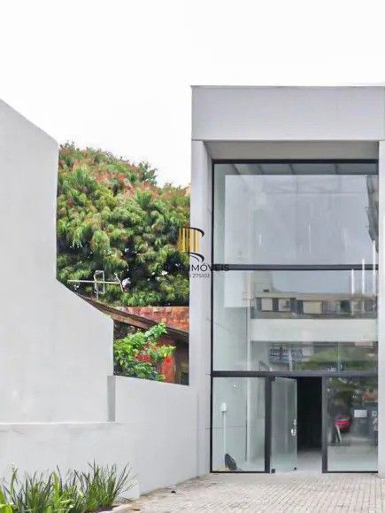 Loja ótima Localização