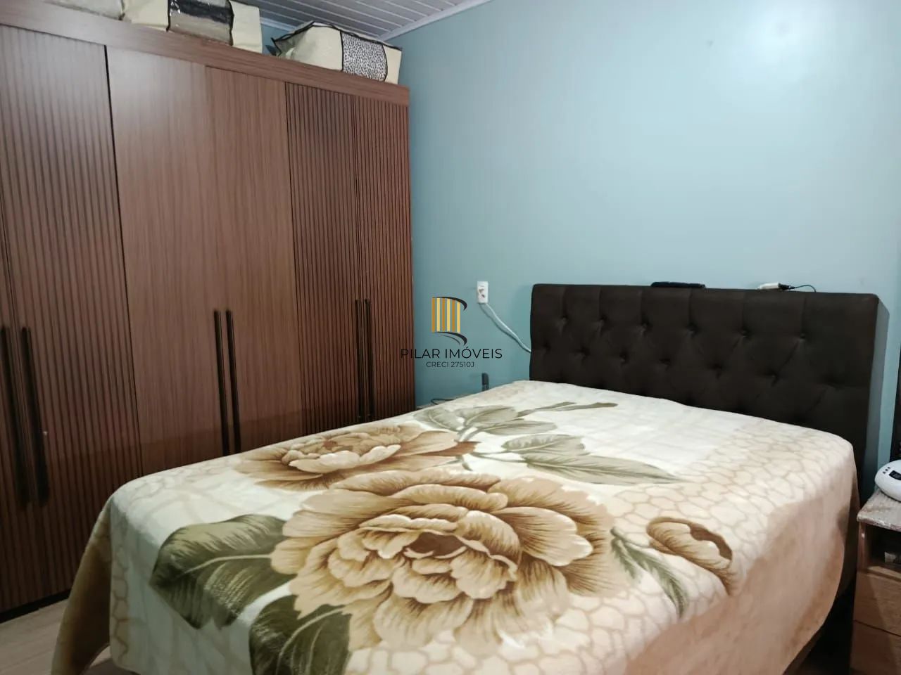 Casa 2 dormitórios no bairro Mário Quintana