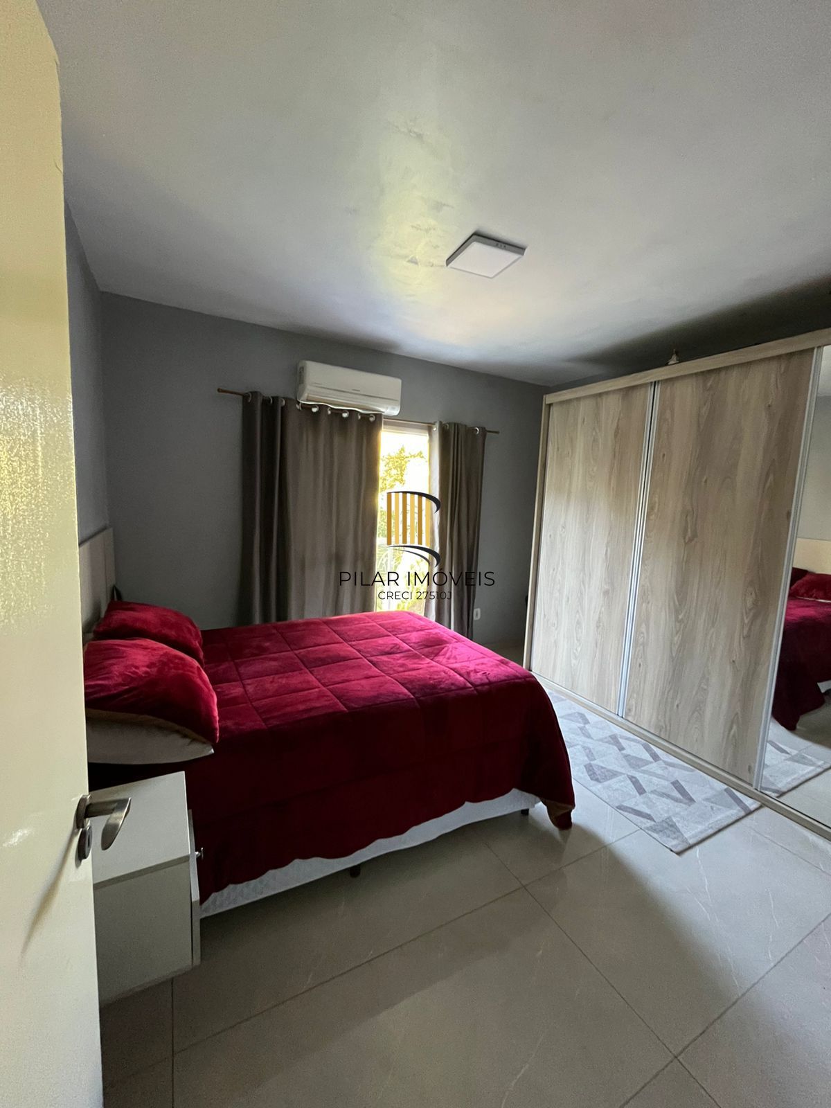 Casa no bairro Três Figueiras II em Viamão de 2 dormitórios e pátio com piscina