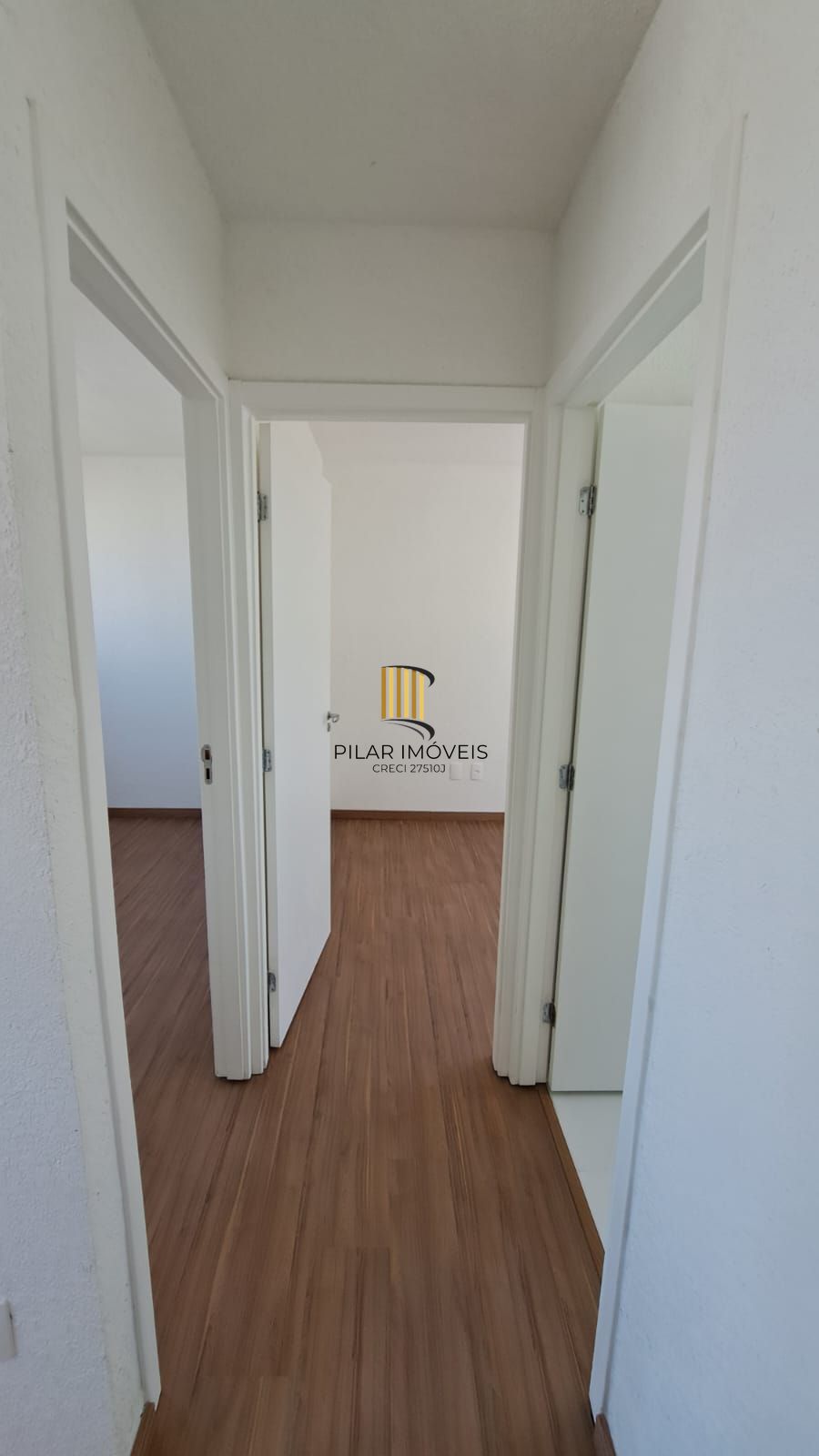 Apartamento 2 dormitórios no bairro Rubem Berta