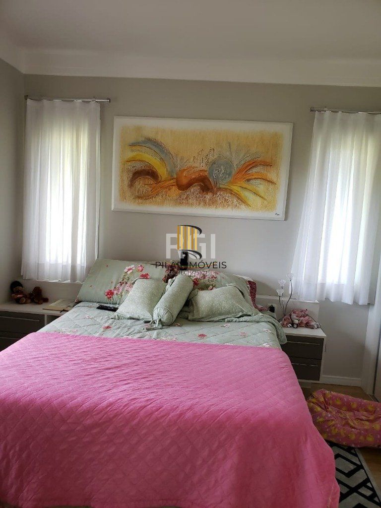 Casa Condominio para Venda - 173.3m², 3 dormitórios, sendo 2 suites, 5 vagas - Vila Imperial