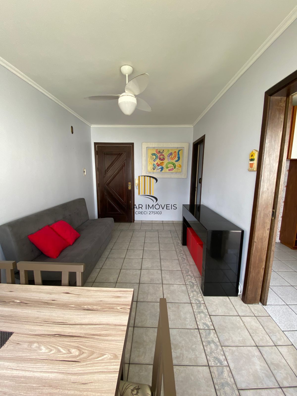 Apartamento no Centro de Tramandaí de 2 dormitórios e vaga
