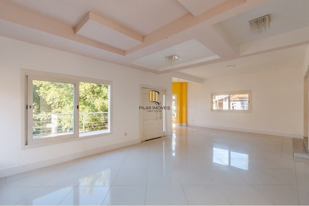 Casa de Condomínio com 3 Quartos à venda, 310m² - Vila Elsa