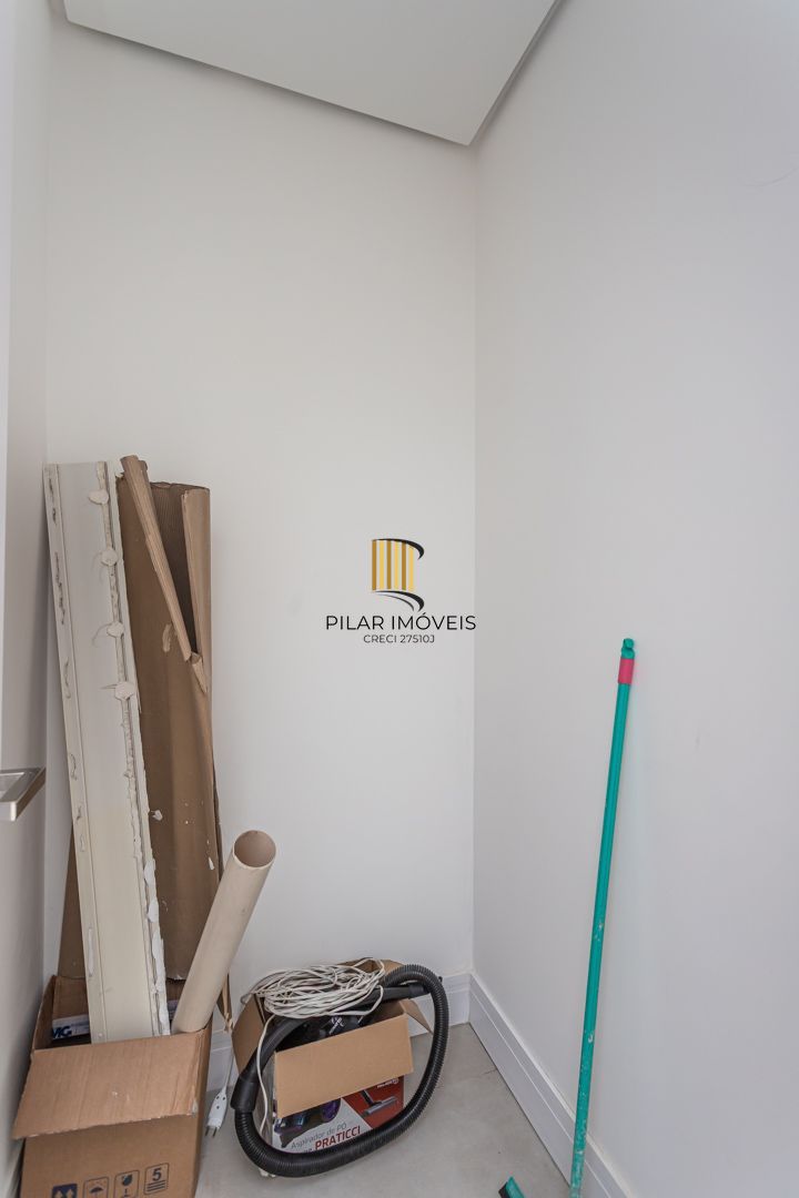 Casa de Condomínio 4 dormitórios no bairro Vila Nova