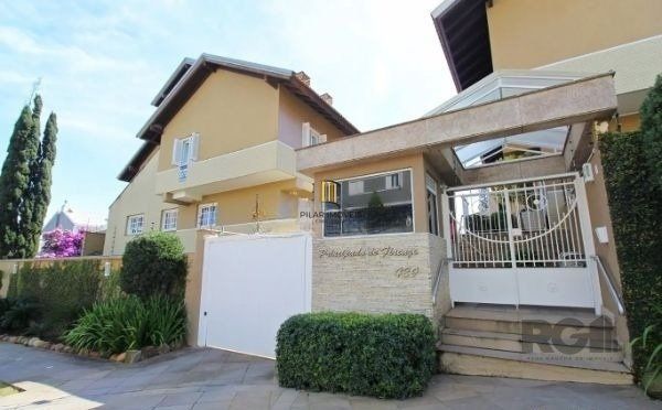Casa de Condomínio 3 dormitórios no bairro Vila Jardim