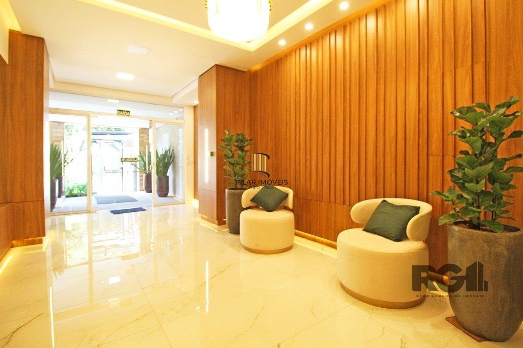 Apartamento de 2 dormitórios, vaga e infra no Passo D'areia