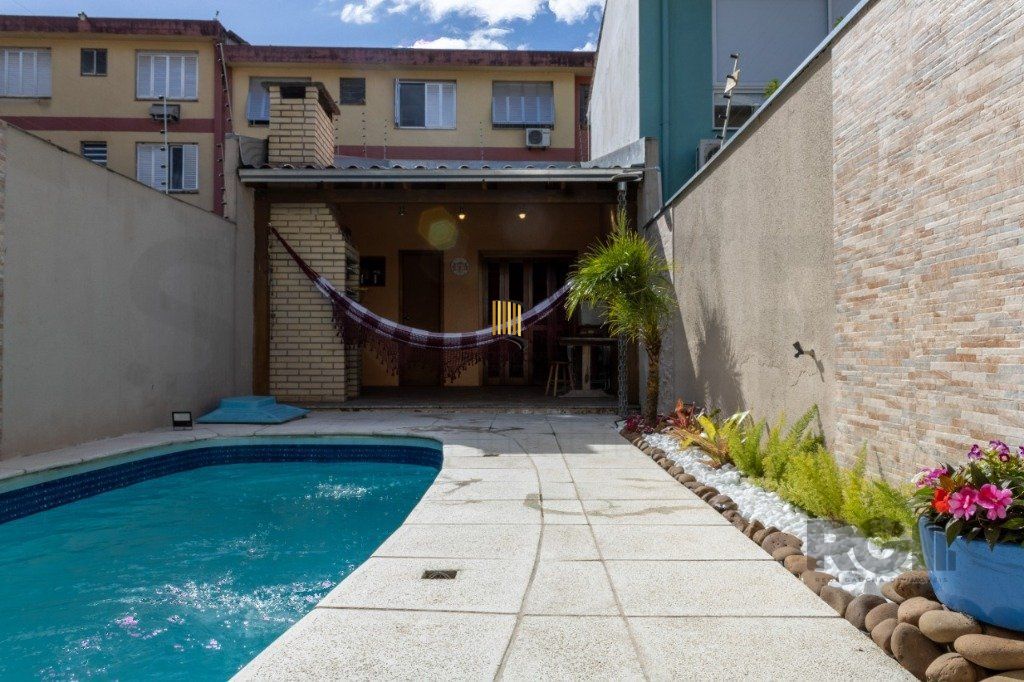 Casa para Venda 3 dormitórios no Partenon